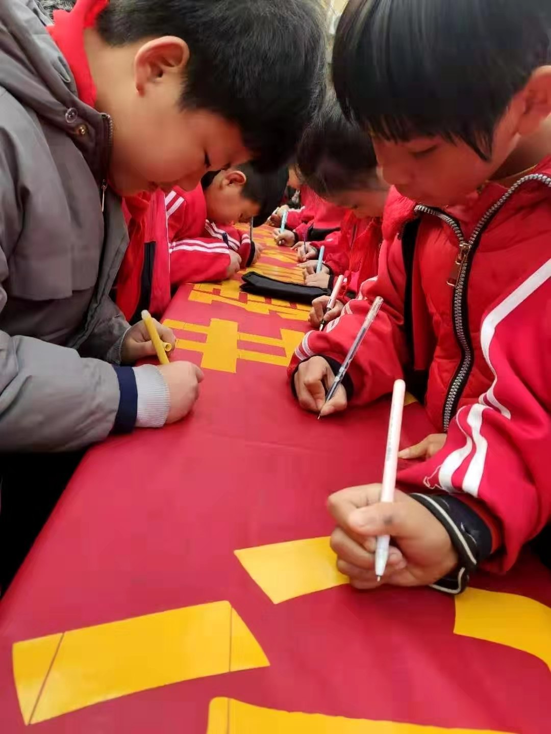 三年级学生风采